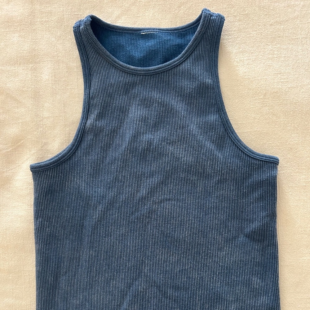 Fabletica Indigo Cloud Seamless High Neck Athletic Tank Top